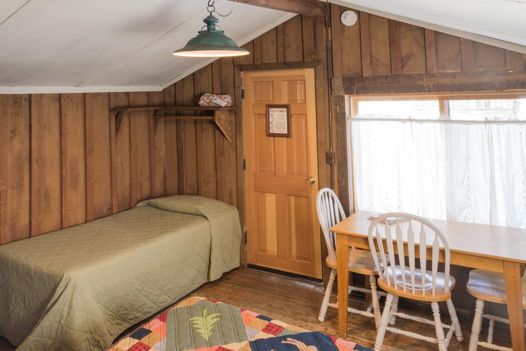 The Cabins At Historic Columbine Clark Экстерьер фото