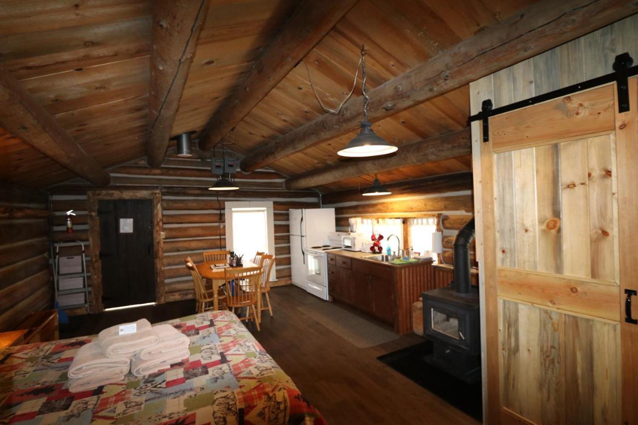 The Cabins At Historic Columbine Clark Экстерьер фото