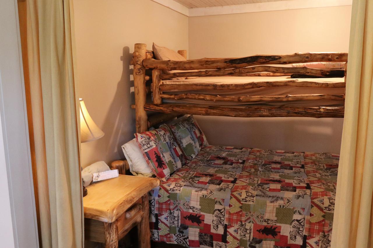 The Cabins At Historic Columbine Clark Экстерьер фото